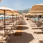 Rapo\'S Resort Hotel