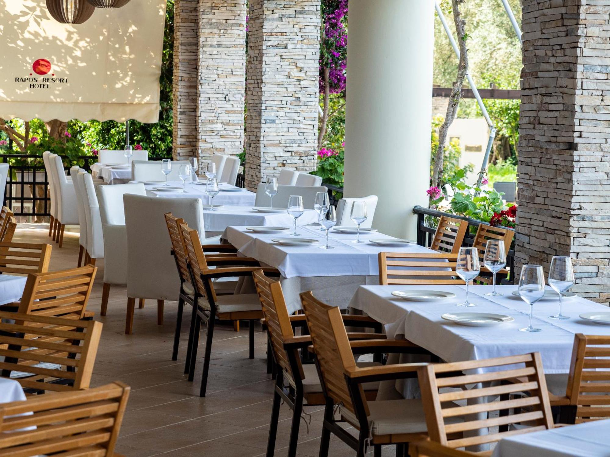 Hotel Rapo's Himara